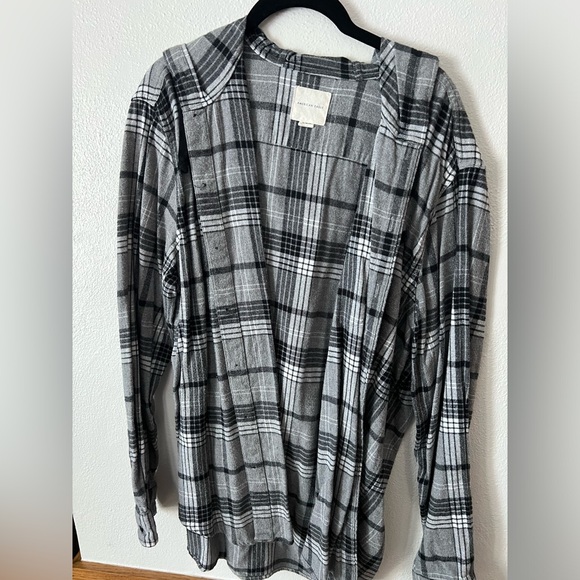 American Eagle Outfitters Tops - American Eagle Gray Checkered Flannel